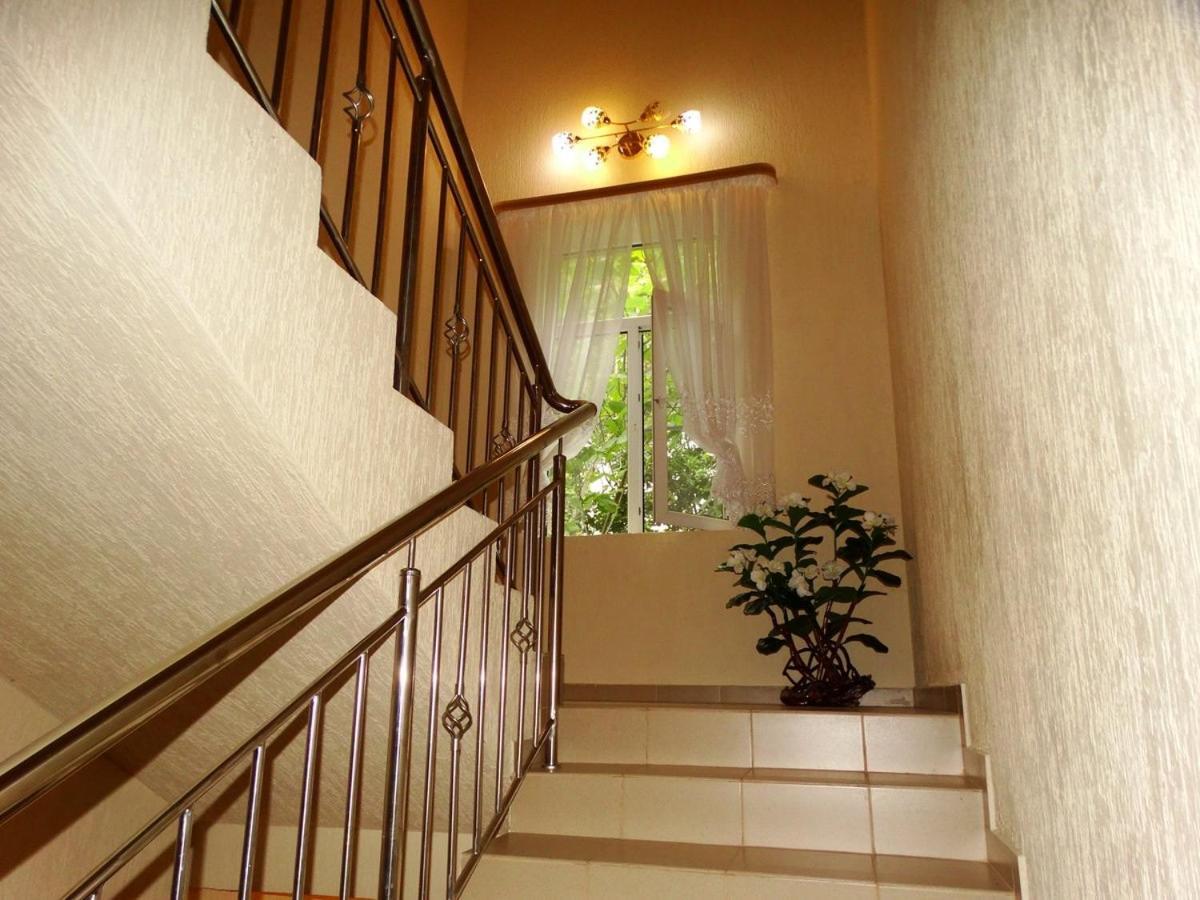 Guest House Gorny Ruchei Gagra Dış mekan fotoğraf
